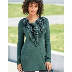 Signature weekend scarf blouse L